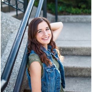 Meet your Posher, Maddie